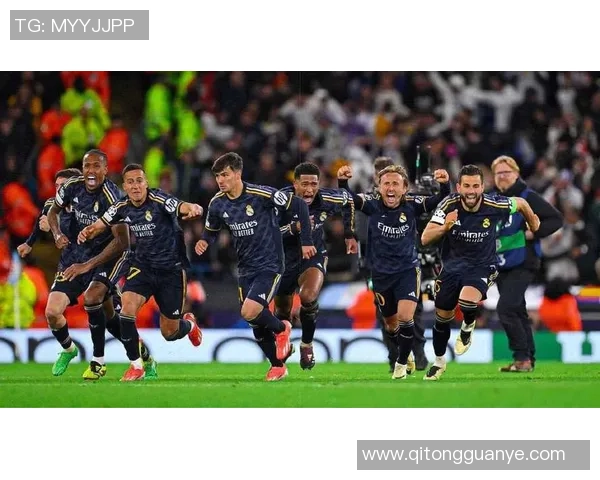 多特蒙德在德国杯遭遇重创需全力争夺德甲亚军与欧冠资格 多特蒙德在德国杯遭遇重创需全力争夺德甲亚军与欧冠资格